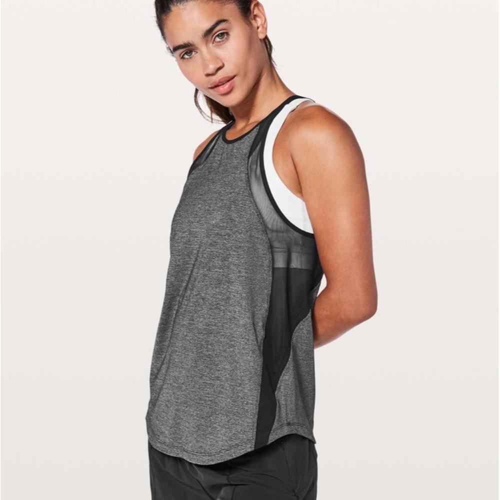 Lululemon Run Off-Route Tank
Heathered Black / Black estimates size 6